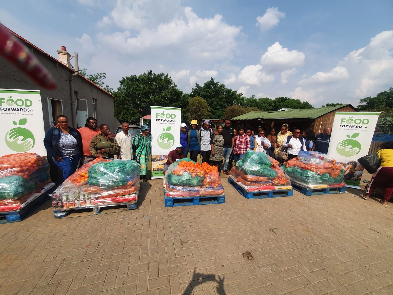 You are currently viewing <strong>FoodForward SA extends support in Free State with the launch of Bethlehem Mobile Rural Depot</strong>