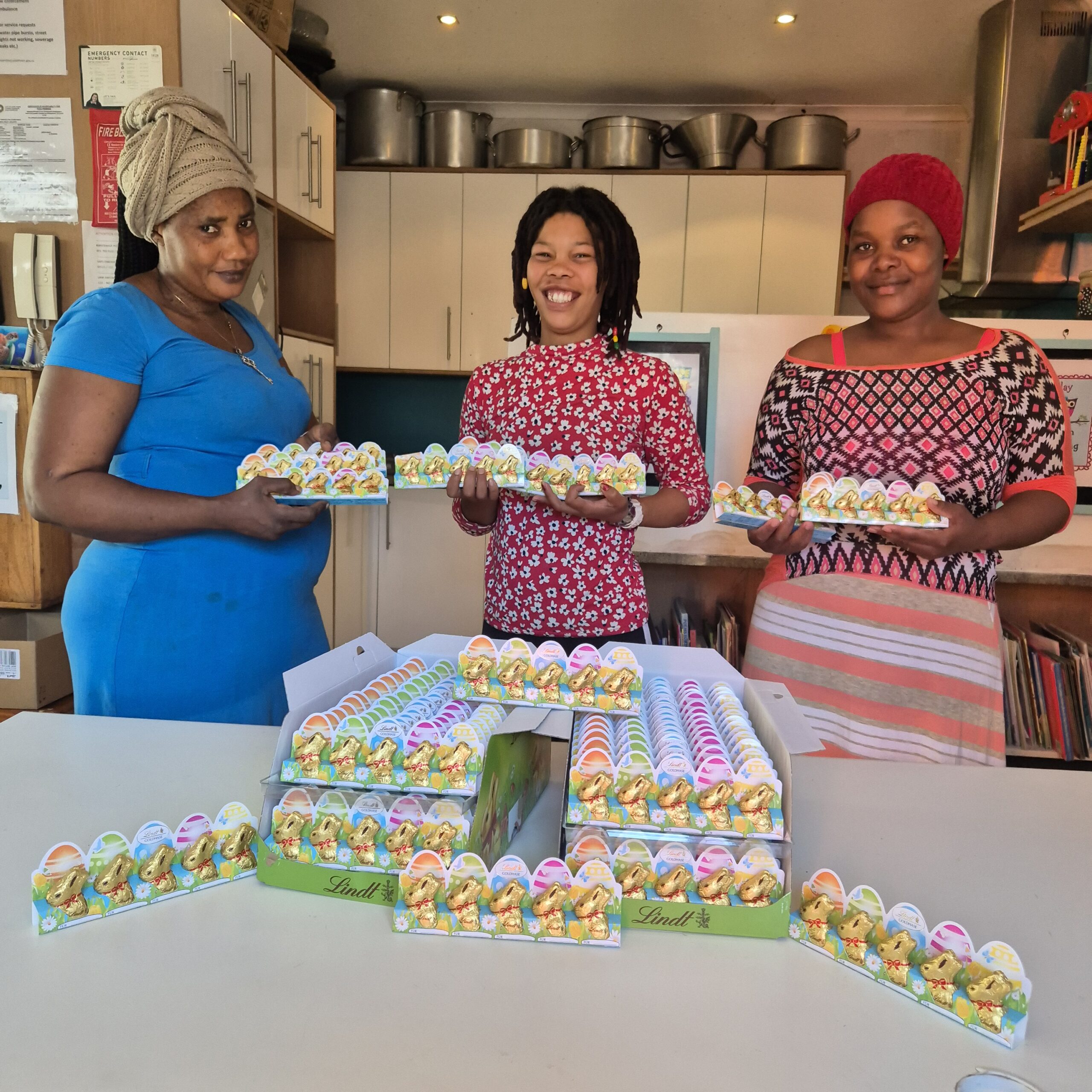 You are currently viewing Honouring Everyday Heroes: FoodForward SA Celebrates Community Moms With A Sweet Surprise