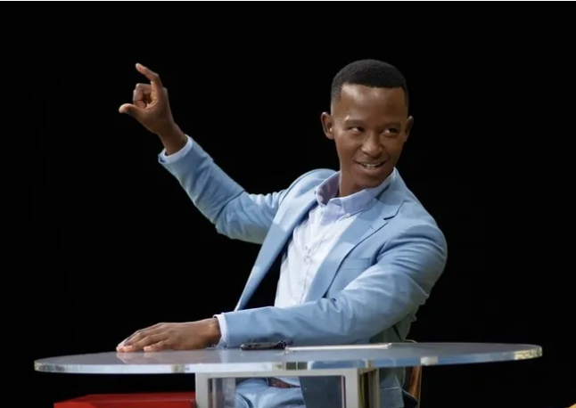 Read more about the article Celebrities Play, Communities Win – FoodForward SA on Deal or No Deal